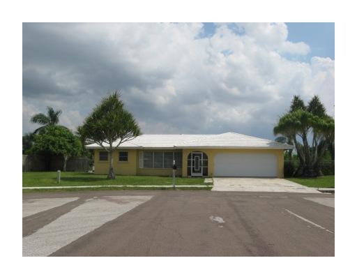 22203 Aquila Street Boca Raton, FL 33428 - Photo 1 of 8 Primary Photo