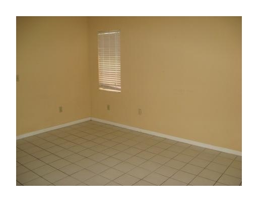 22203 Aquila Street Boca Raton, FL 33428 - Photo 6 of 8 Additional Photo