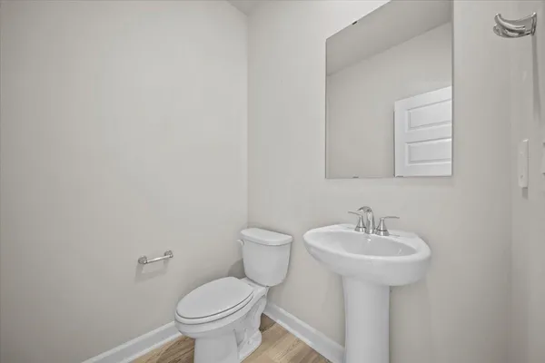 $304,900 | 1617 Erindale Drive, Wellford, SC 29385