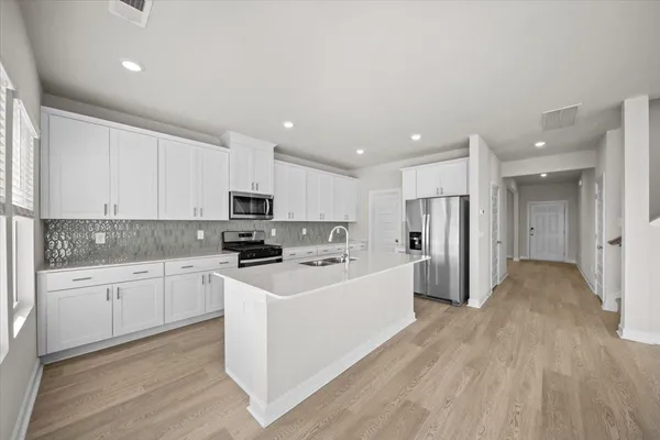 $304,900 | 1617 Erindale Drive, Wellford, SC 29385