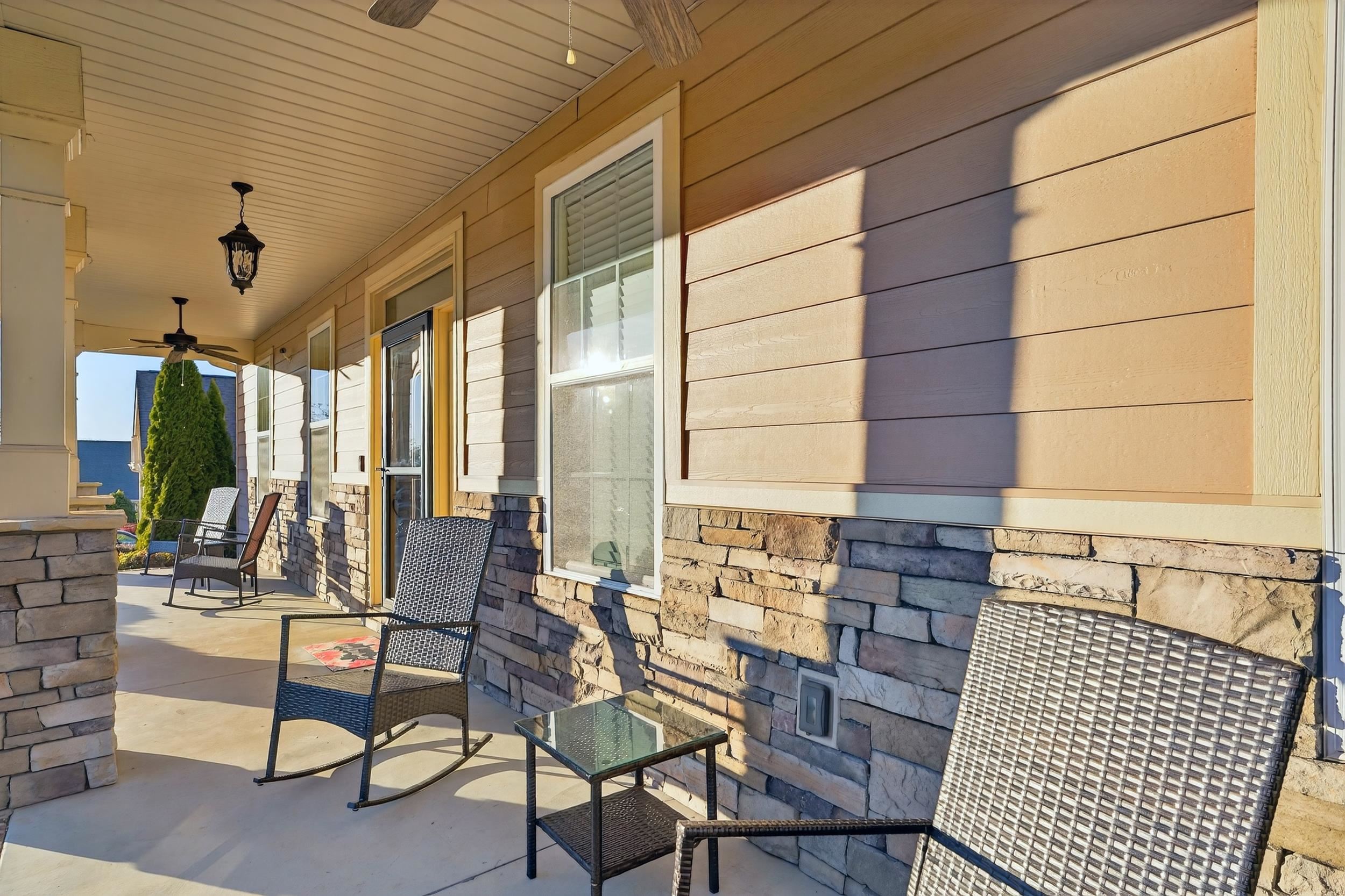 6 Setting Sun Lane Travelers Rest, SC 29690 - Photo 3 of 40 Front porch living!