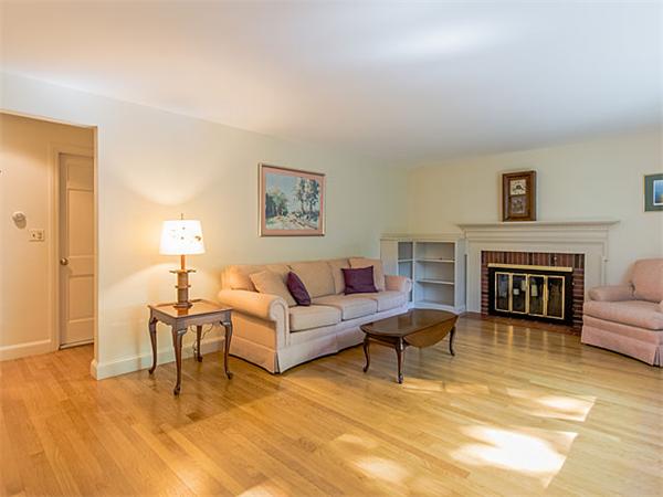 15 College Road Wellesley, MA 02482 - Photo 10 of 24 Gallery Image 10