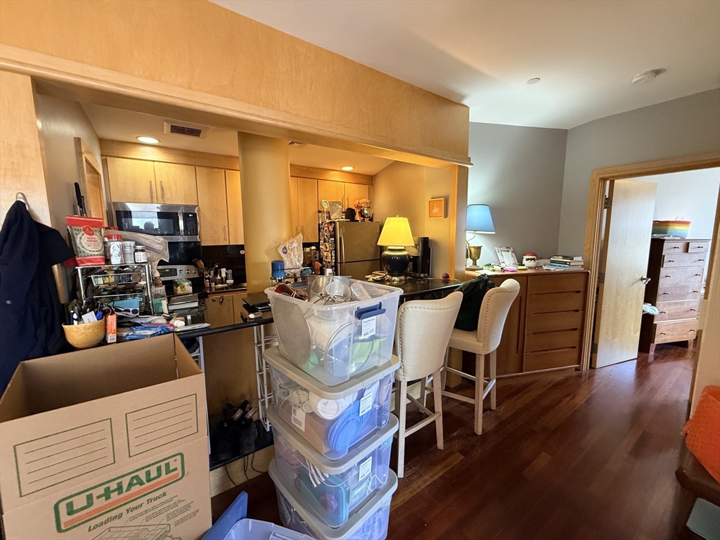 42 Beach Street, Unit 8B Boston, MA 02111 - Photo 14 of 28