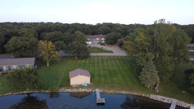 $729,900 | 27322 Oak Point Road, Elbow Lake, MN 56531