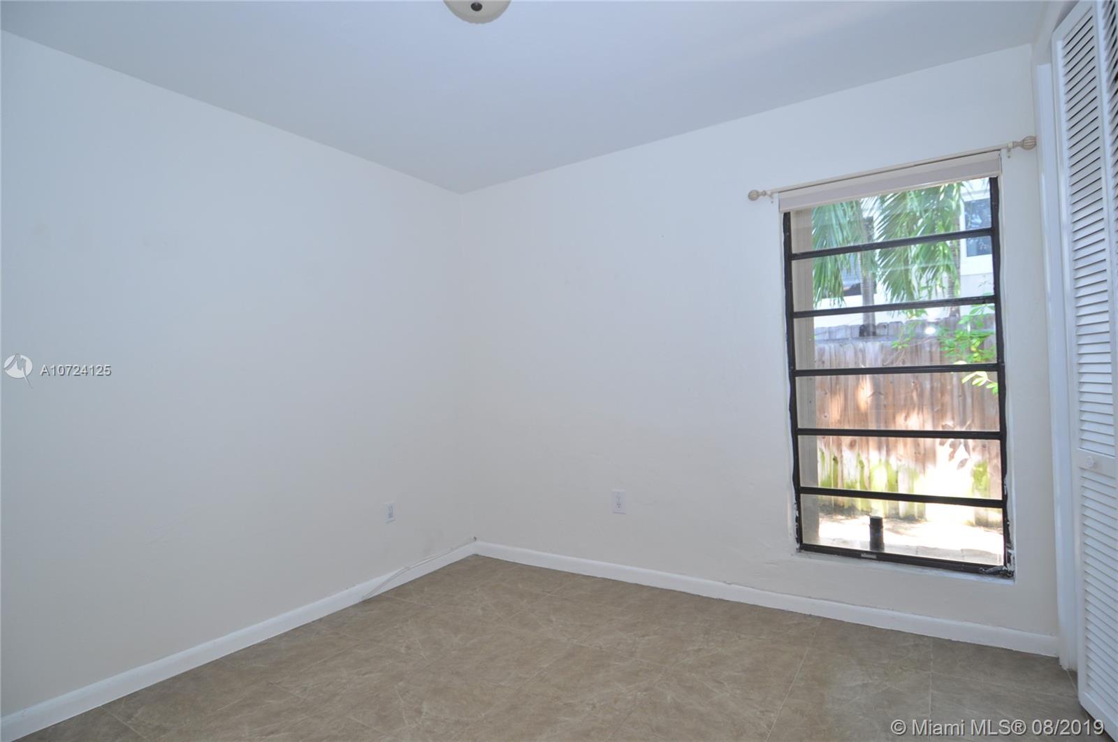 145 Buttonwood Drive Key Biscayne, FL 33149 - Photo 12 of 13
