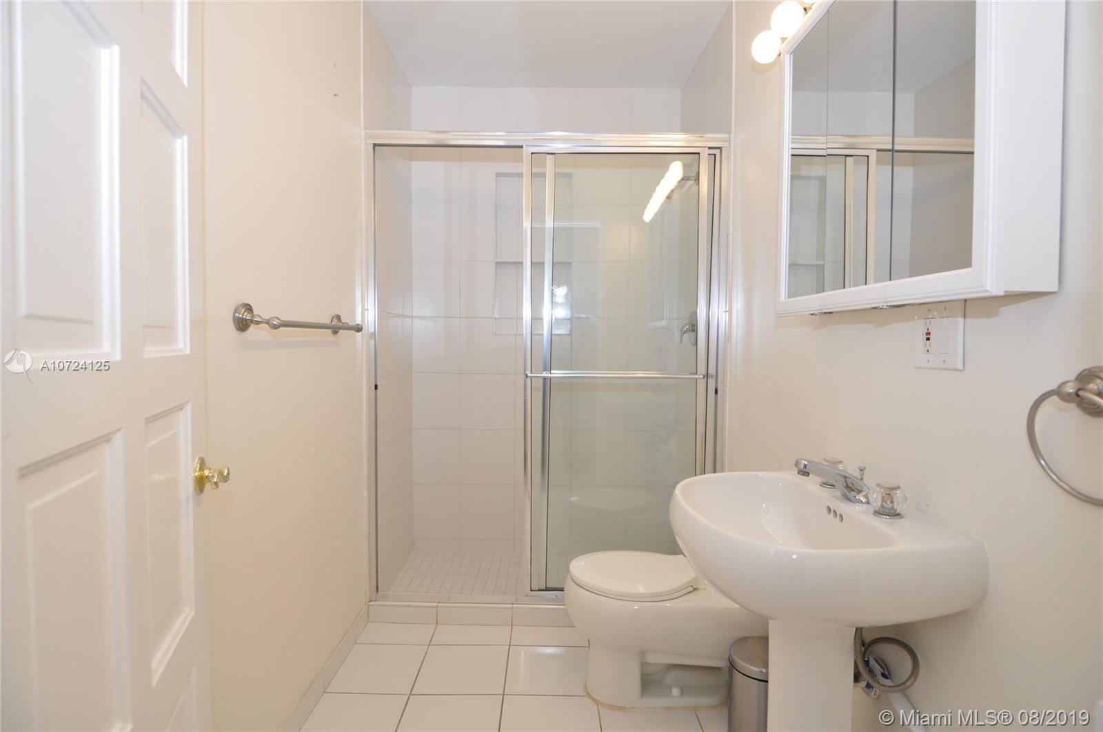 145 Buttonwood Drive Key Biscayne, FL 33149 - Photo 5 of 13