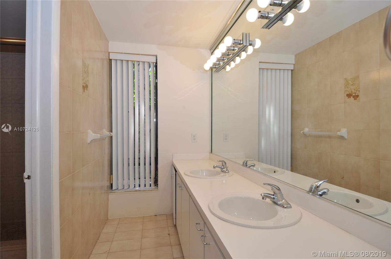 145 Buttonwood Drive Key Biscayne, FL 33149 - Photo 6 of 13