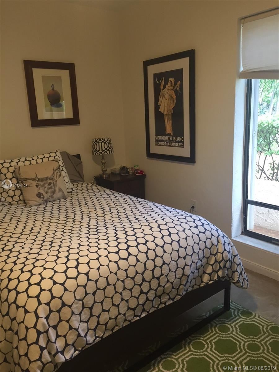 145 Buttonwood Drive Key Biscayne, FL 33149 - Photo 9 of 13 4TH BEDROOM