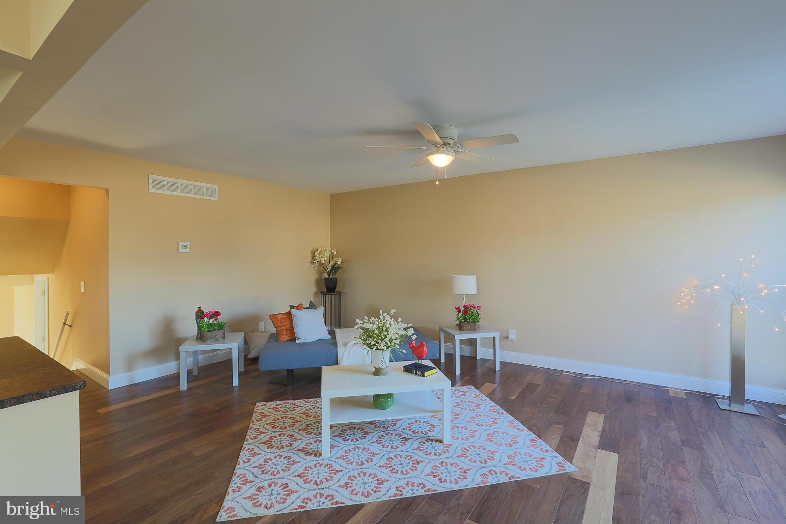 9011 Hamor Road Randallstown, MD 21133 - Photo 6 of 21 Living Room