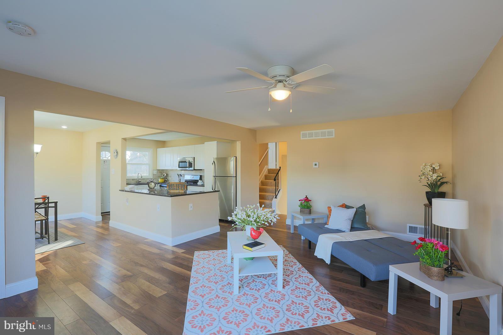 9011 Hamor Road Randallstown, MD 21133 - Photo 7 of 21 Living Room