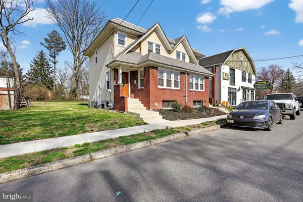 $2,100 | 511 3rd Avenue, Audubon, NJ 08106