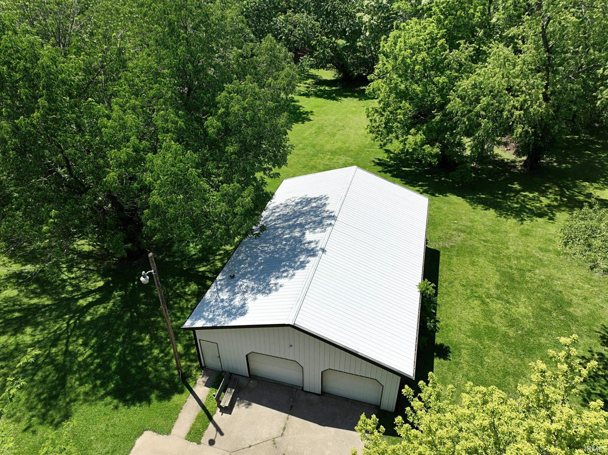 1725 Bedford Road Washington, IN 47501 - Photo 31 of 33