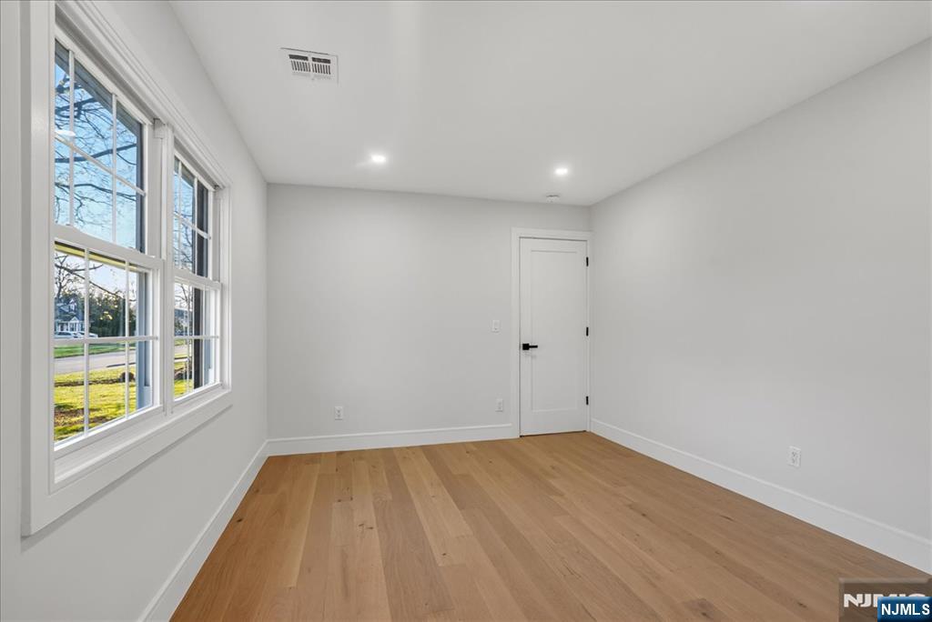 56 Manor Road Harrington Park, NJ 07640 - Photo 38 of 46