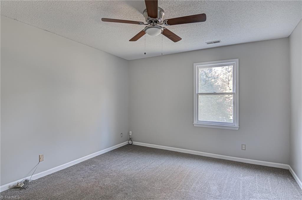 5800 Oakside Road Winston-Salem, NC 27104 - Photo 28 of 33 Gallery Image 28