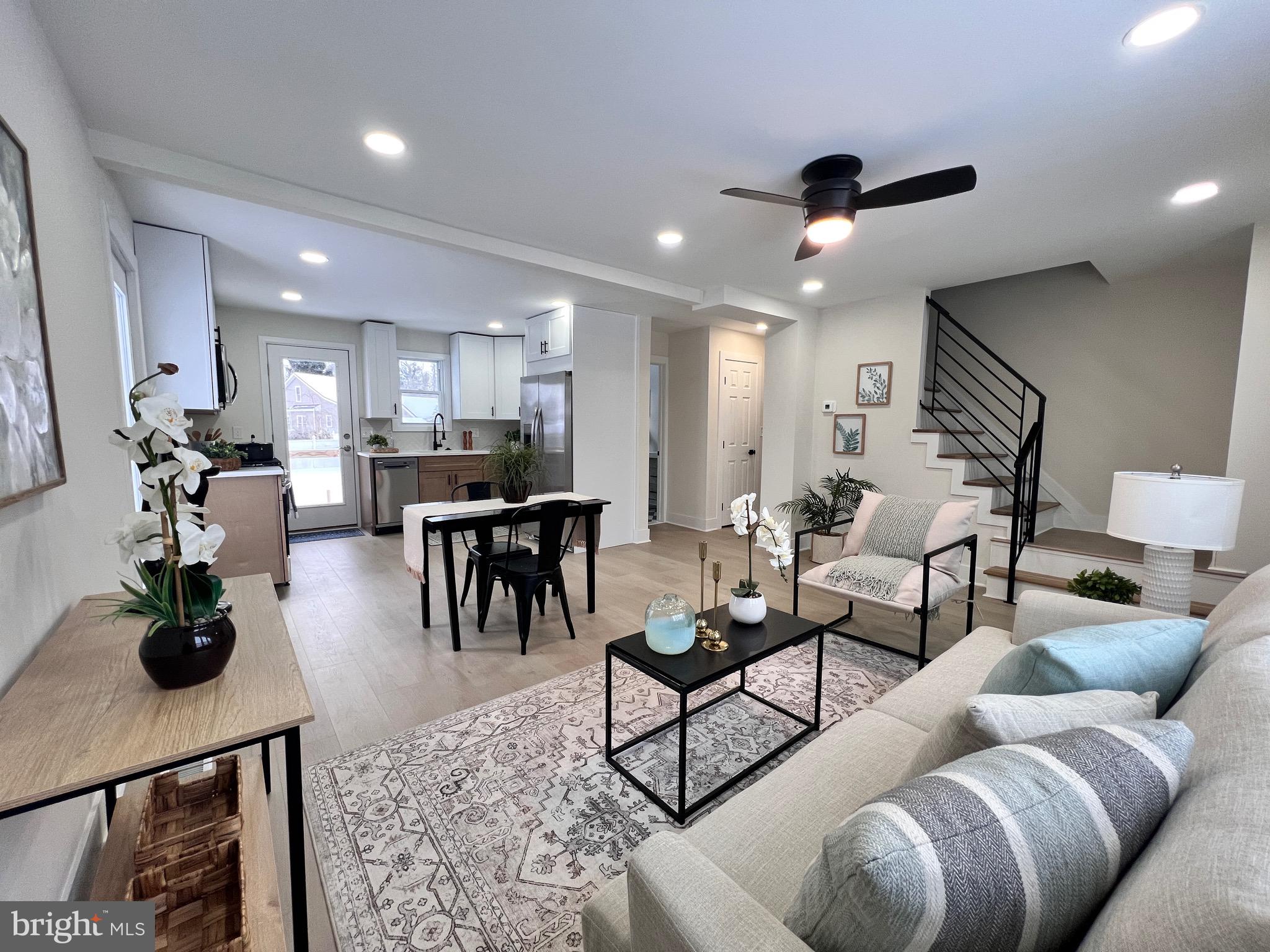 12 Cloverdale Road Blackwood, NJ 08012 - Photo 2 of 23