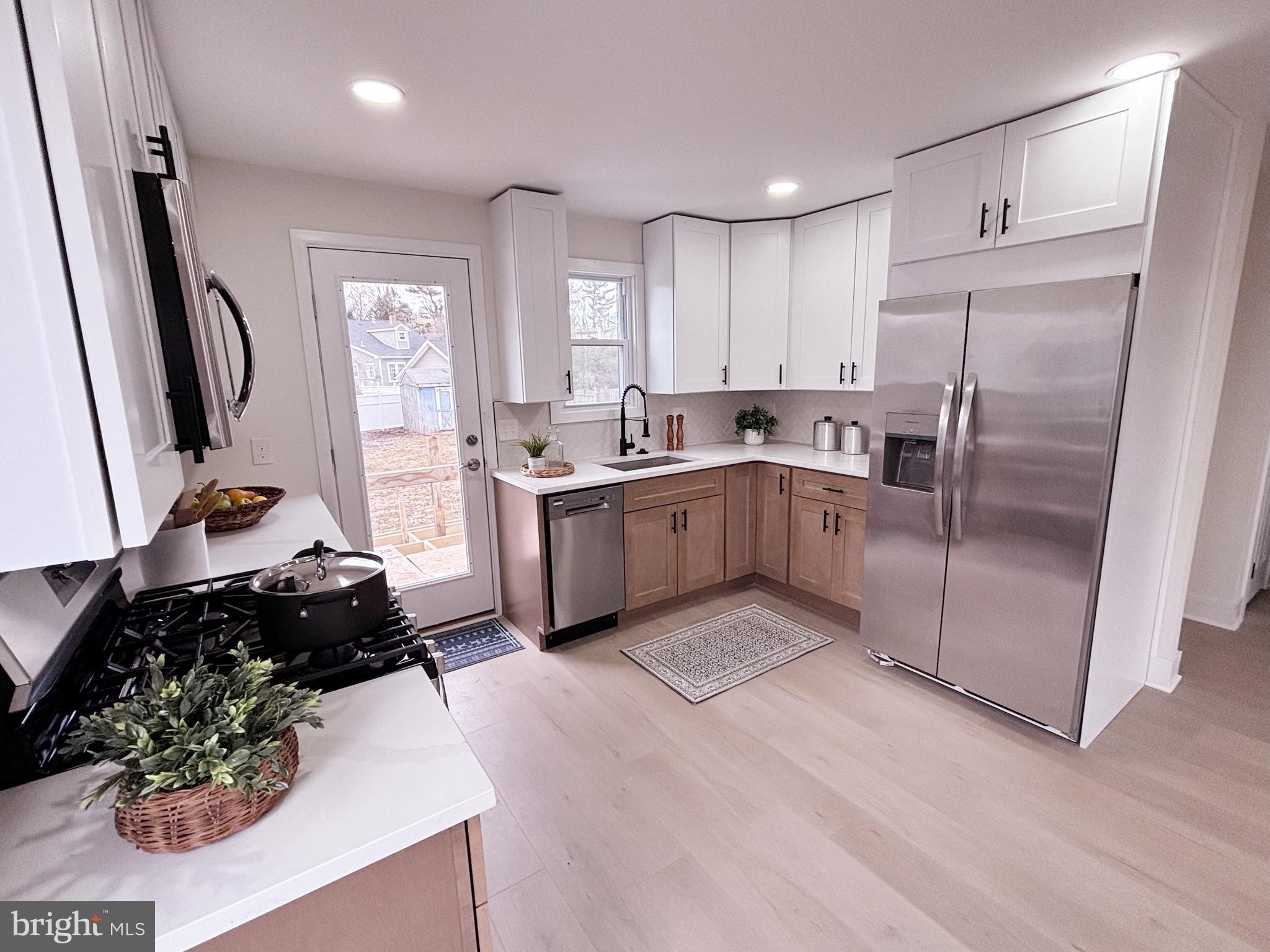 12 Cloverdale Road Blackwood, NJ 08012 - Photo 6 of 23