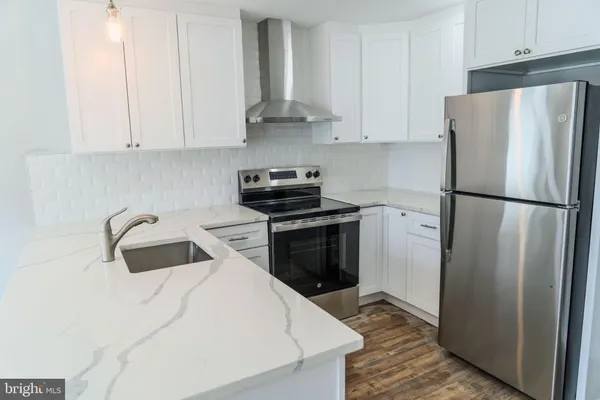 $3,200 | 520 East Avenue, Glenside, PA 19038