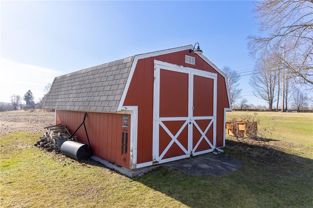 506 Grove City Road Slippery Rock, PA 16057 - Photo 3 of 33