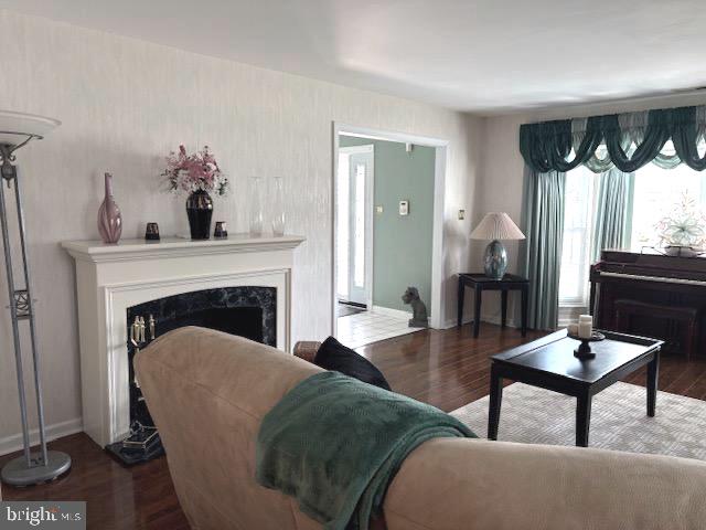 28 Trapper Road Sewell, NJ 08080 - Photo 13 of 59 Hardwood floors