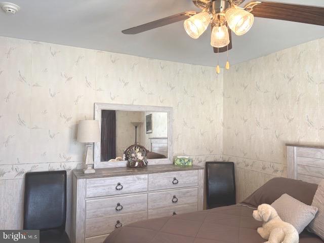 28 Trapper Road Sewell, NJ 08080 - Photo 44 of 59 Rear 3rd bedroom w/ceiling fan/light