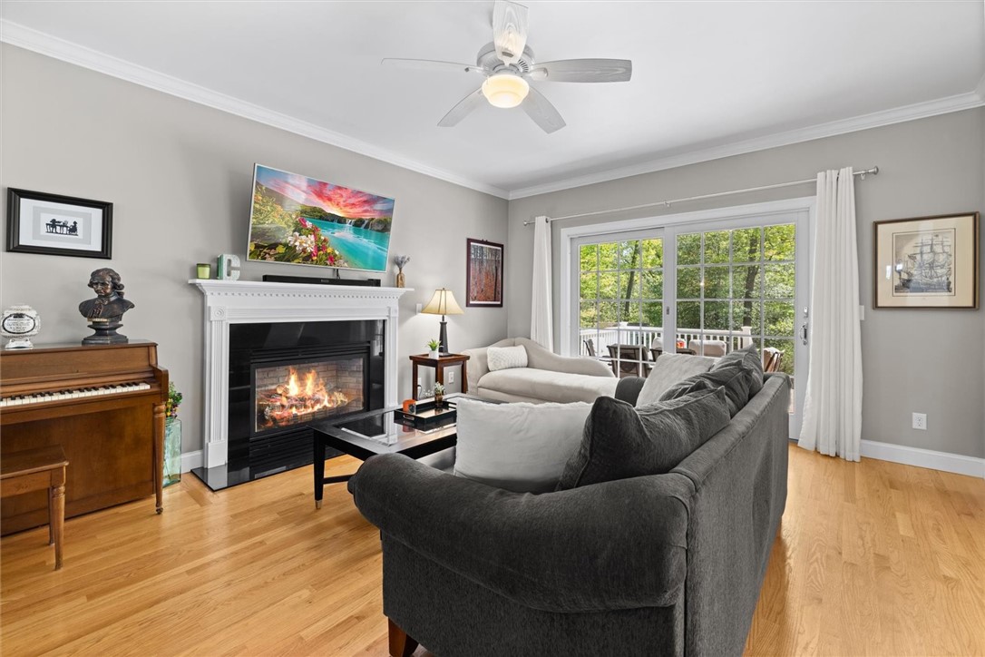 243 Cottrell Road Tiverton, RI 02878 - Photo 16 of 47