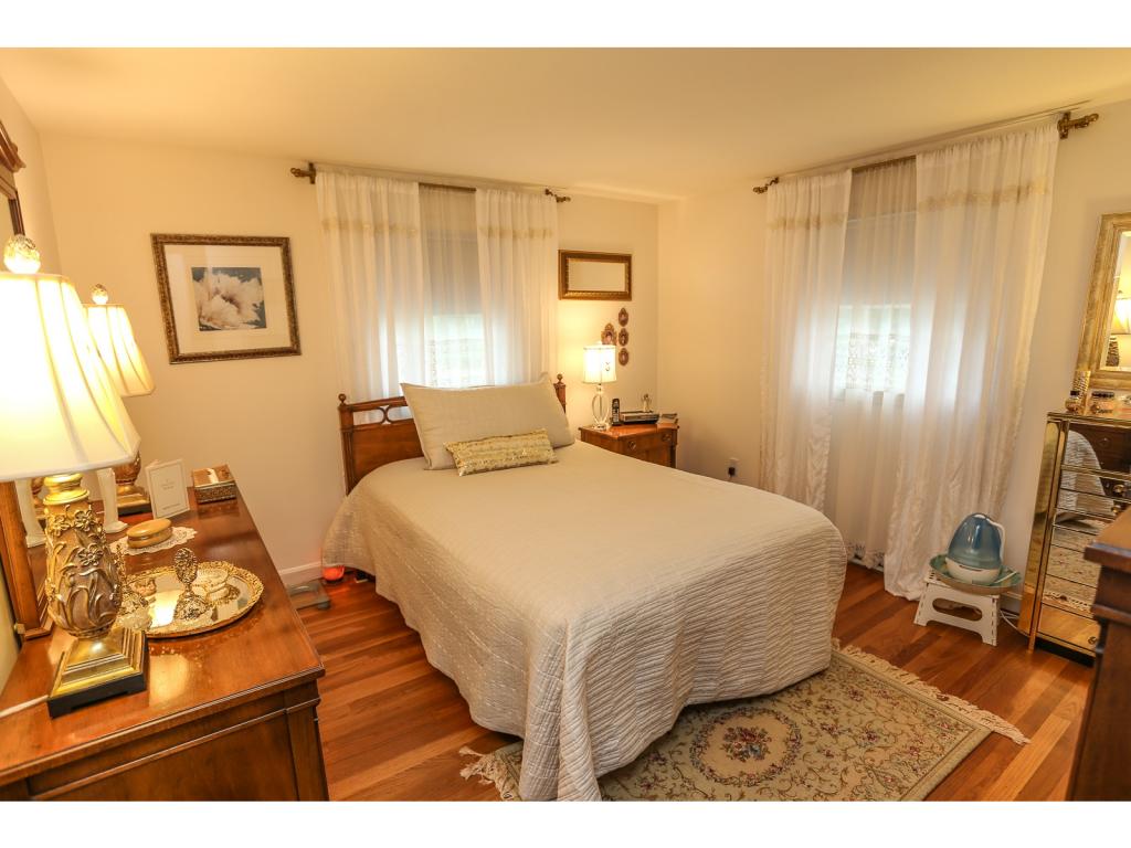 22 Bannister Road Salem, NH 03079 - Photo 17 of 27 Gallery Image 17
