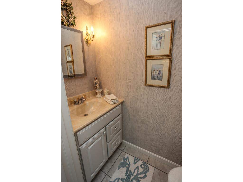 22 Bannister Road Salem, NH 03079 - Photo 25 of 27 Gallery Image 25