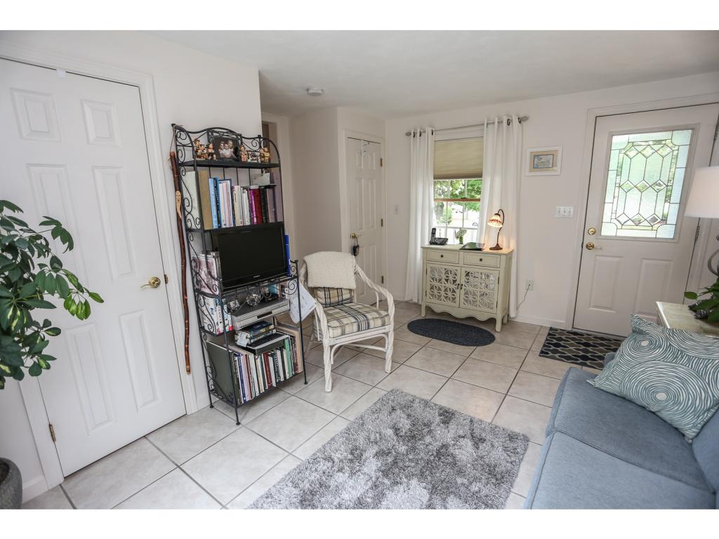 22 Bannister Road Salem, NH 03079 - Photo 6 of 27 Gallery Image 6