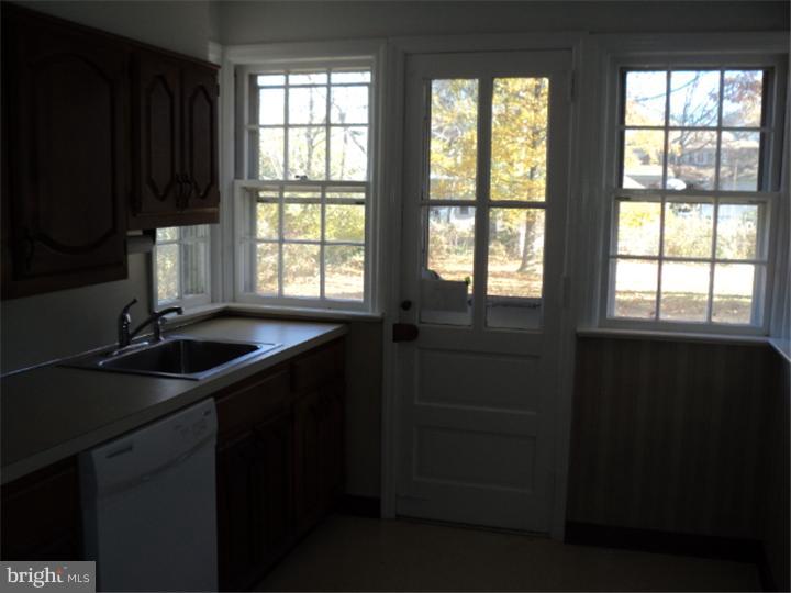 11 Browning Road Merchantville, NJ 08109 - Photo 12 of 16 Gallery Image 12