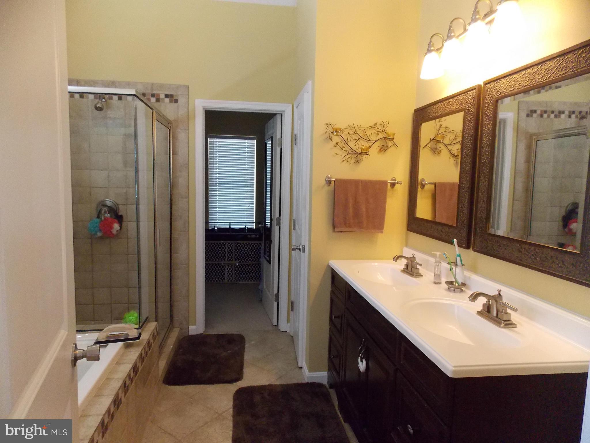 8369 Cobb Road Manassas, VA 20112 - Photo 8 of 26 Bath (Master)