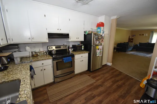 $269,900 | 1004 Summer Hill Drive, Unit 1004, South Windsor, CT 06074