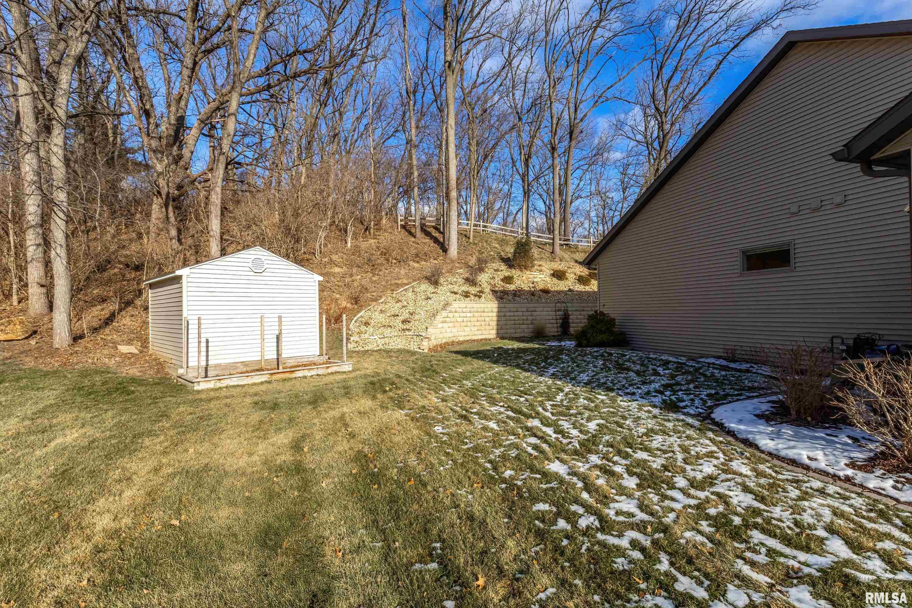 6830 Crow Creek Road Bettendorf, IA 52722 - Photo 35 of 50 Gallery Image 35