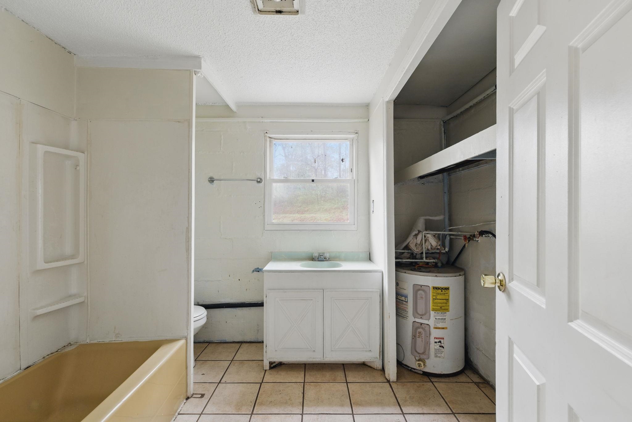 130 Streamside Drive Chesnee, SC 29323 - Photo 8 of 15