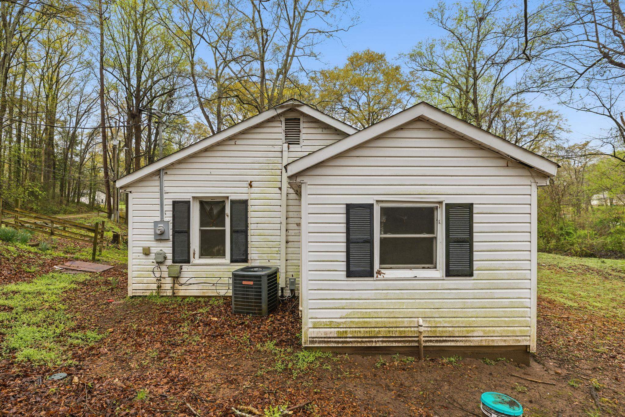 130 Streamside Drive Chesnee, SC 29323 - Photo 9 of 15