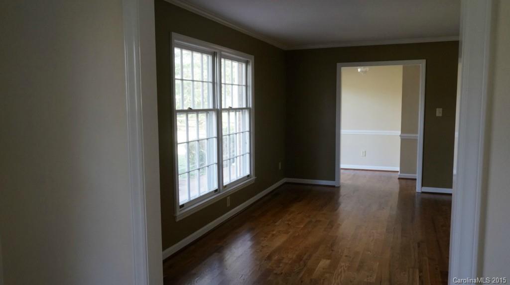 1010 Churchill Road Davidson, NC 28036 - Photo 3 of 18