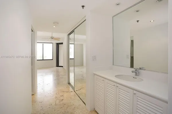 $8,900 | 201 Crandon Boulevard, Unit 507, Key Biscayne, FL 33149