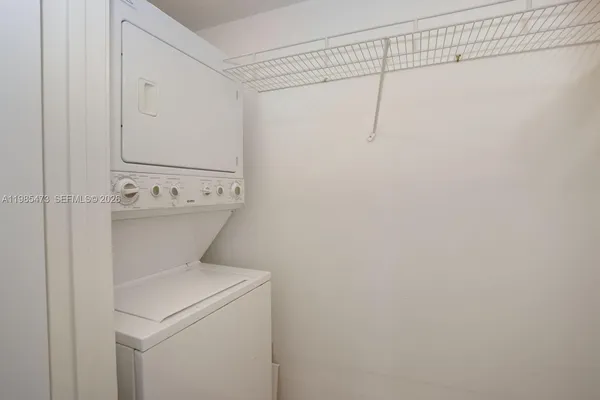 $8,900 | 201 Crandon Boulevard, Unit 507, Key Biscayne, FL 33149