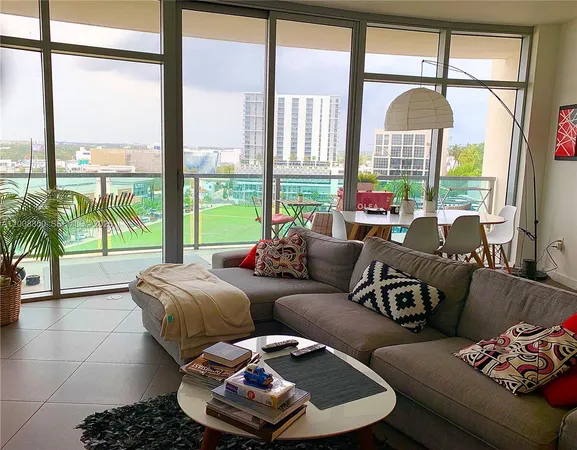 $5,000 | 3301 Northeast 1st Avenue, Unit H0909, Miami, FL 33137