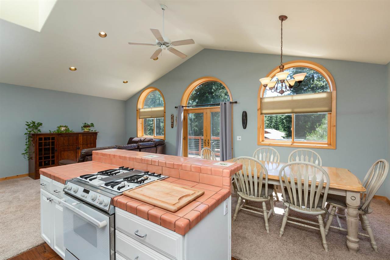 11903 Ski Run Road Truckee, CA 96161 - Photo 6 of 14 Gallery Image 6