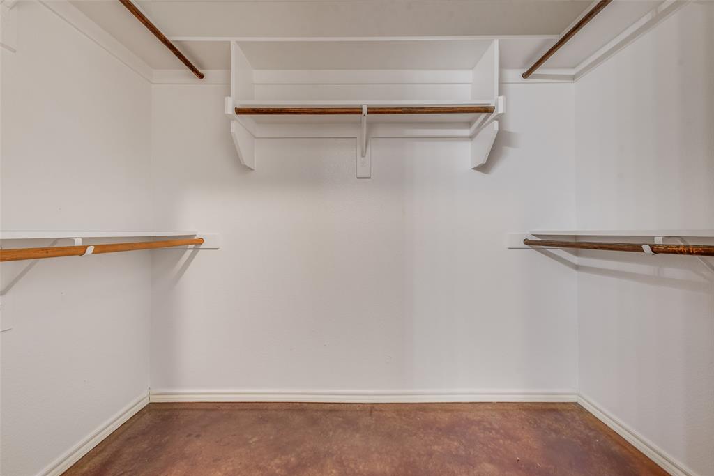 309 East 2nd Street Maypearl, TX 76064 - Photo 13 of 20 a view of small space