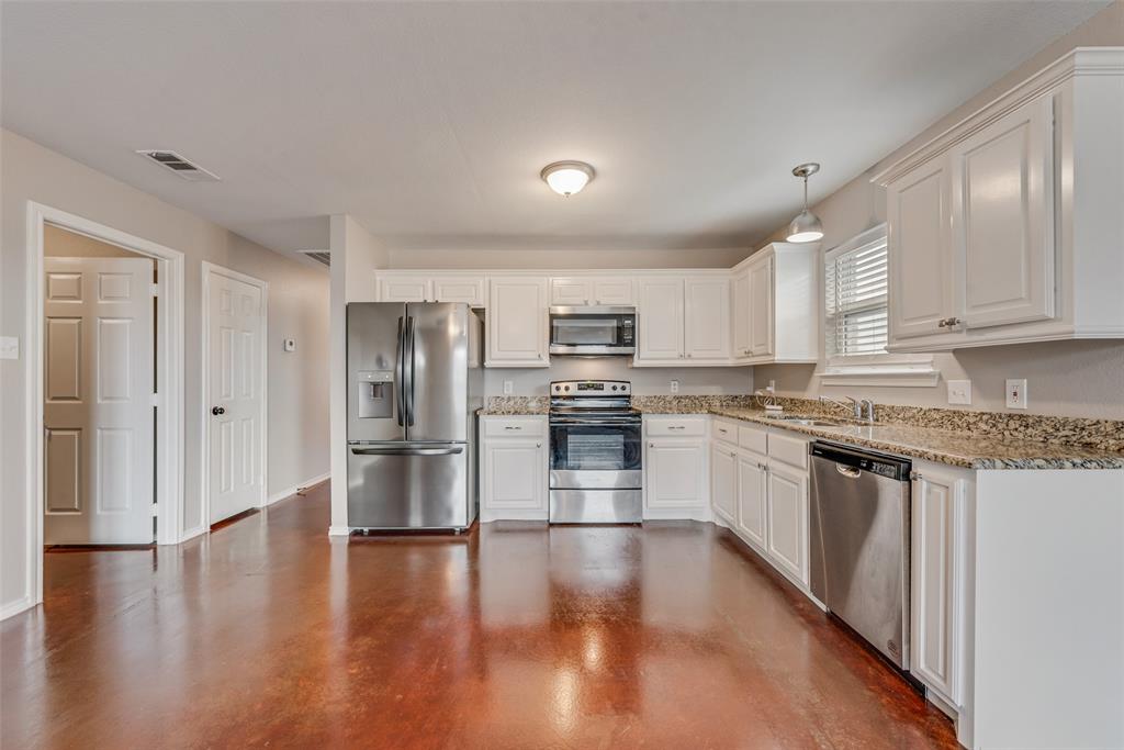 309 East 2nd Street Maypearl, TX 76064 - Photo 7 of 20