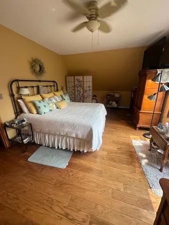 $239,000 | 406 Roberts Avenue Northeast, Warroad, MN 56763