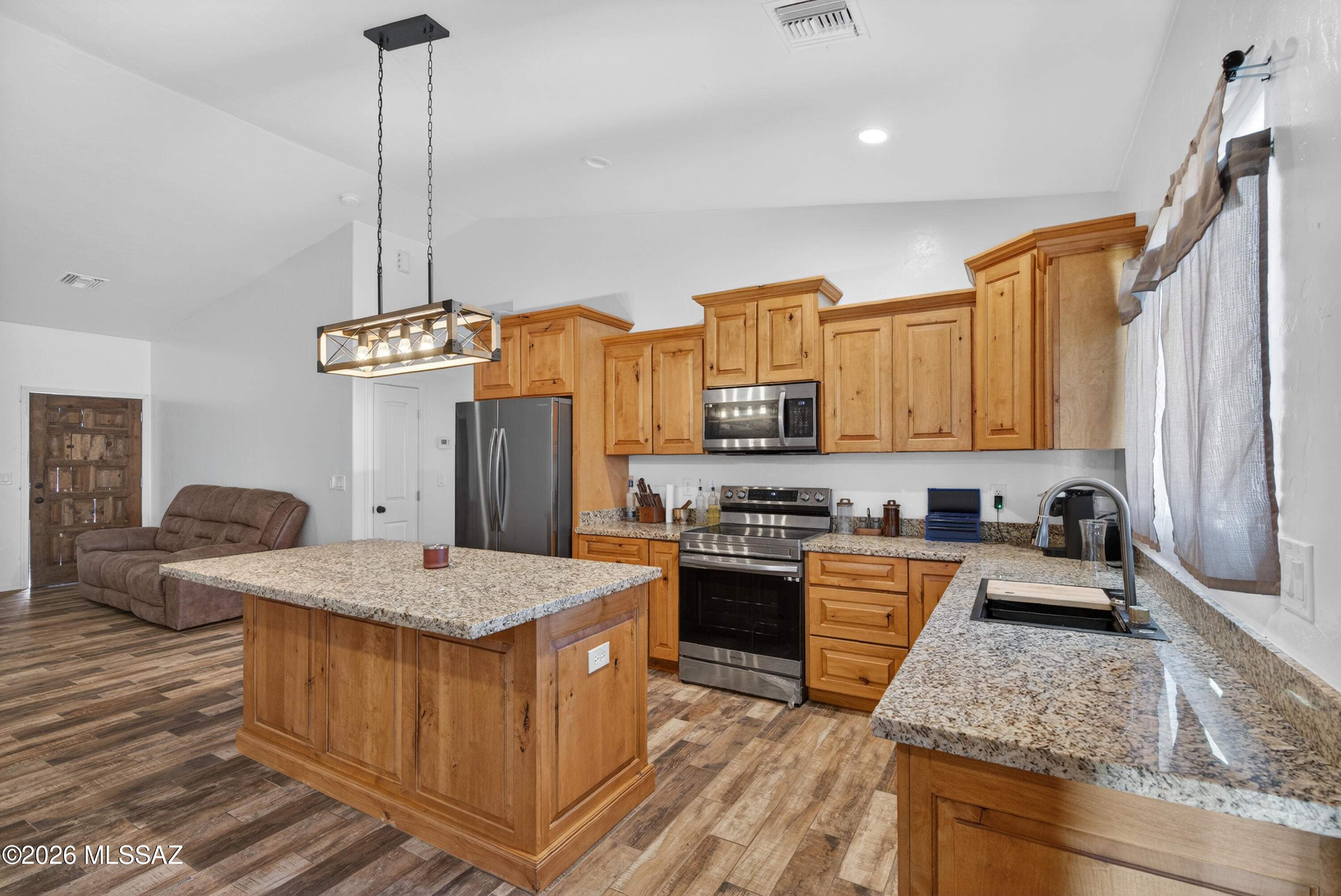 42 Via Irak Rio Rico, AZ 85648 - Photo 5 of 23