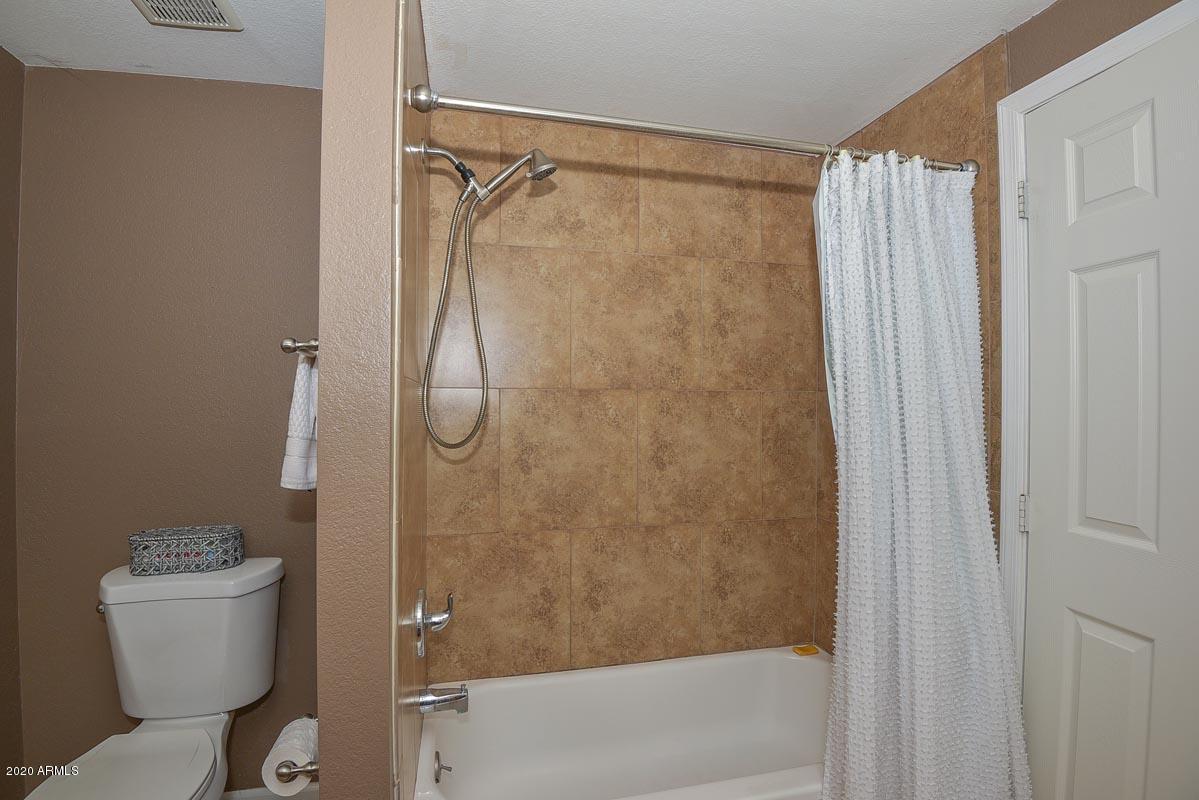 3521 West Griswold Road Phoenix, AZ 85051 - Photo 19 of 23 Griswold Hall Bath 2
