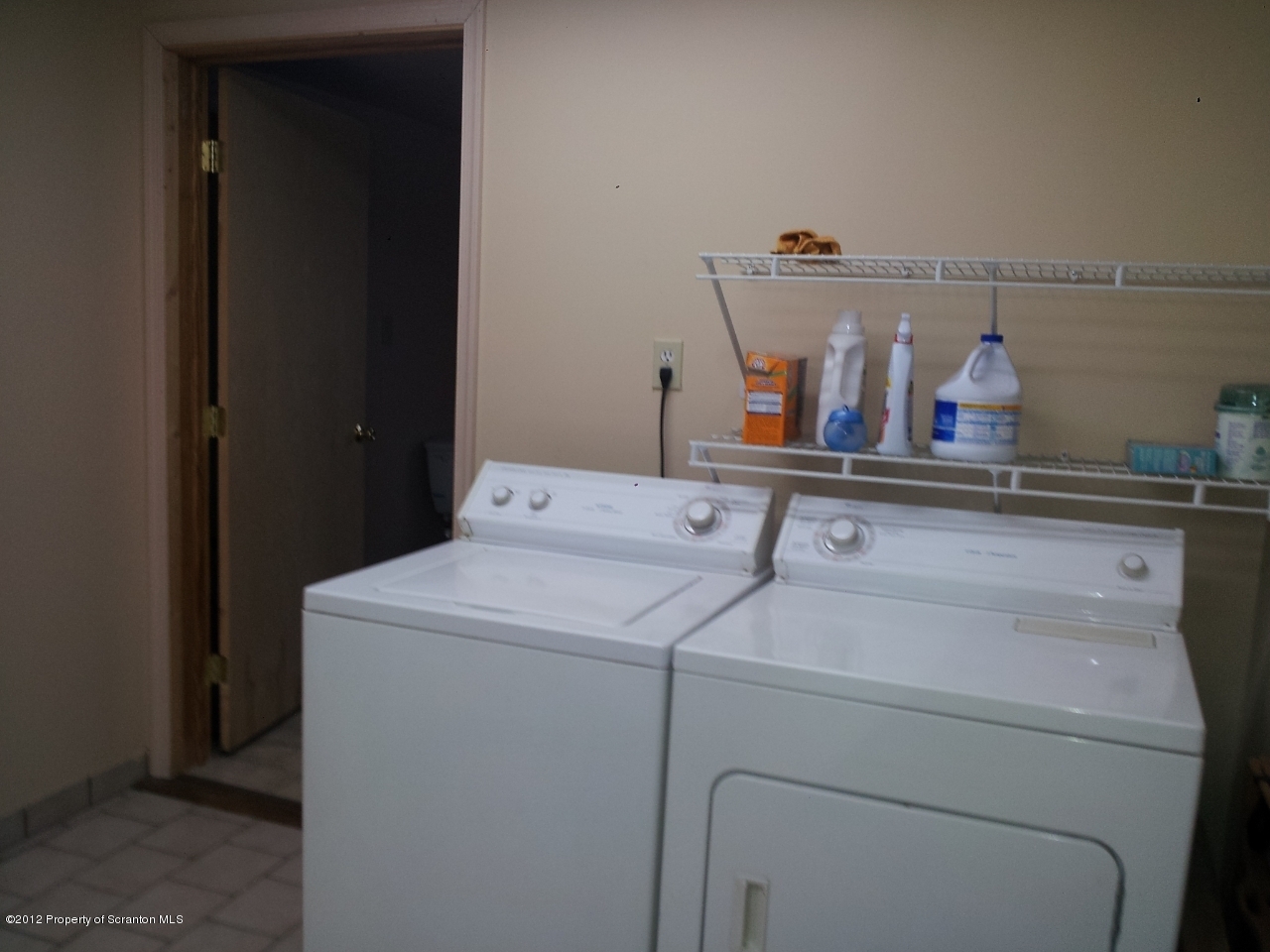 1714 Layton Road Scott Township, PA 18447 - Photo 17 of 52 Gallery Image 17