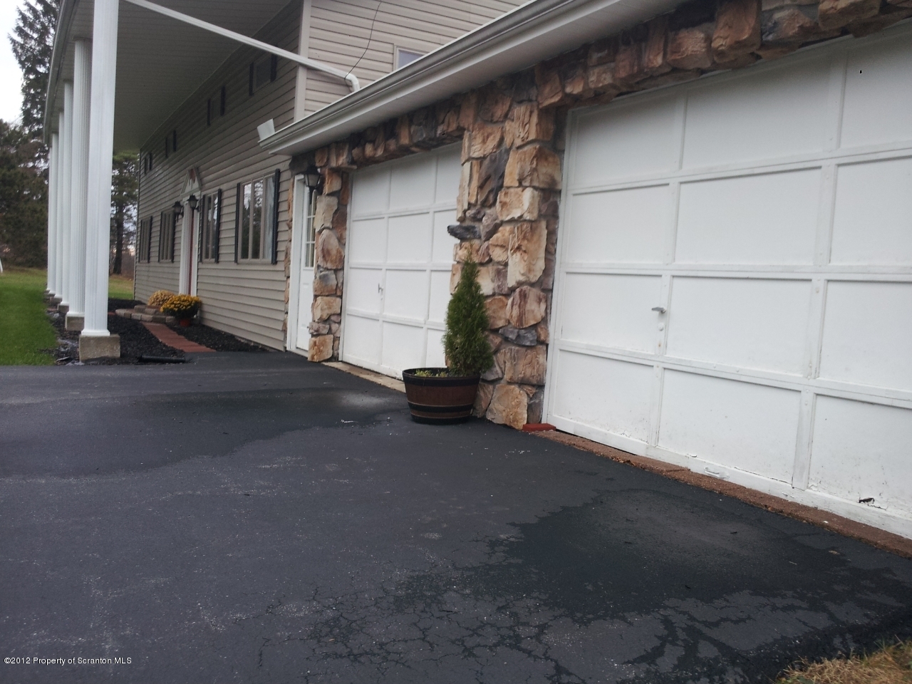 1714 Layton Road Scott Township, PA 18447 - Photo 38 of 52 Gallery Image 38