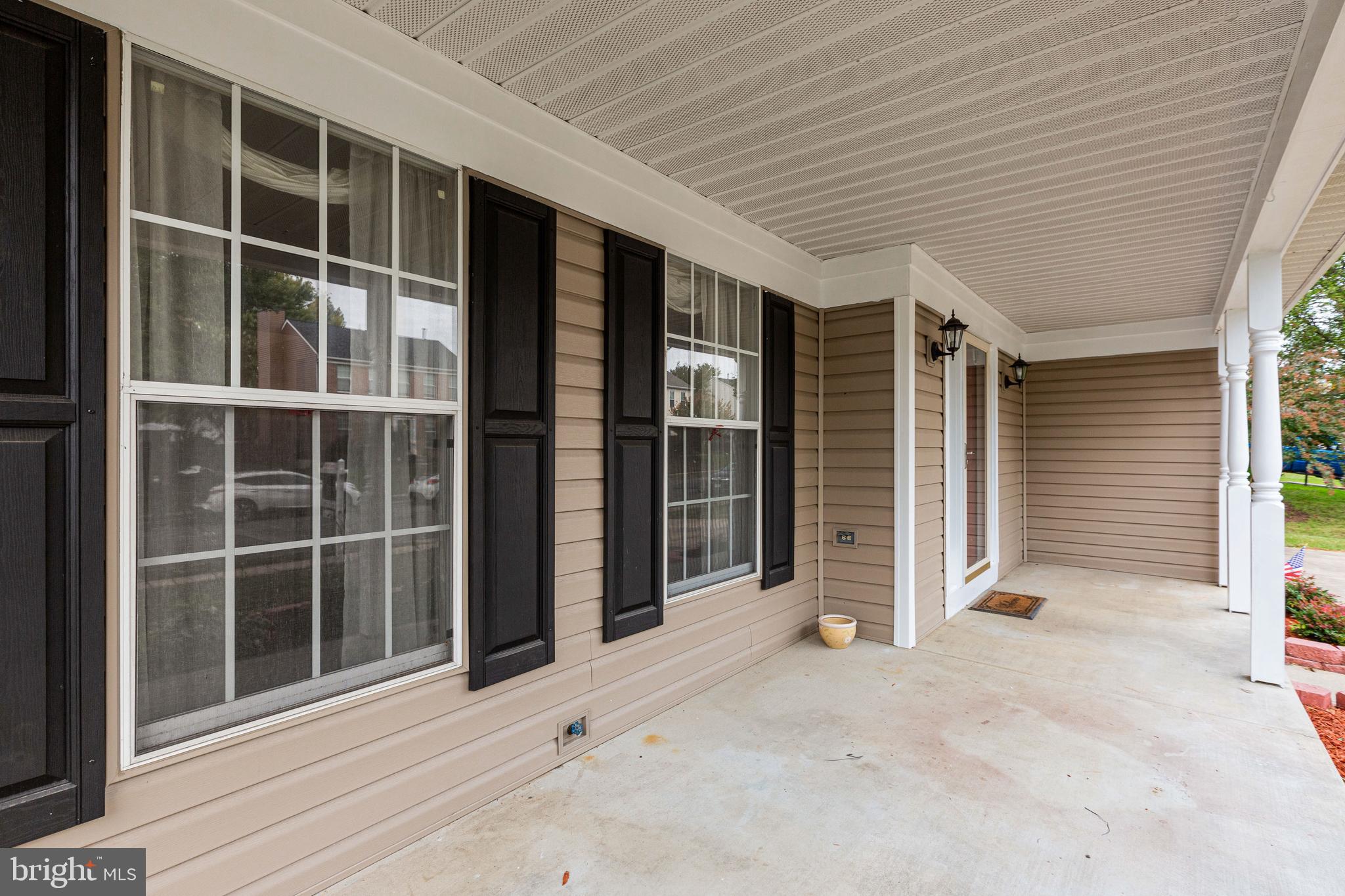 731 Monarch Ridge Road Frederick, MD 21703 - Photo 3 of 37