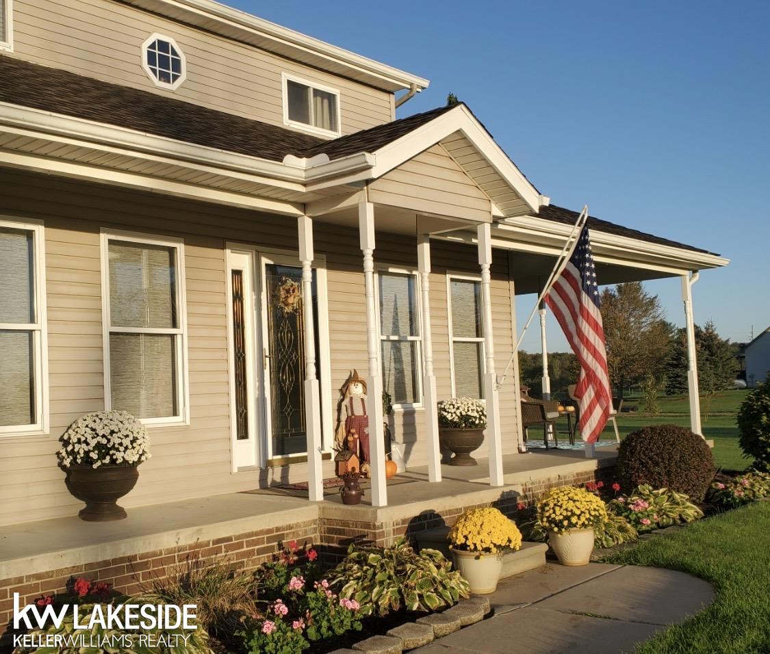 8415 Emmett Road Yale, MI 48097 - Photo 3 of 56