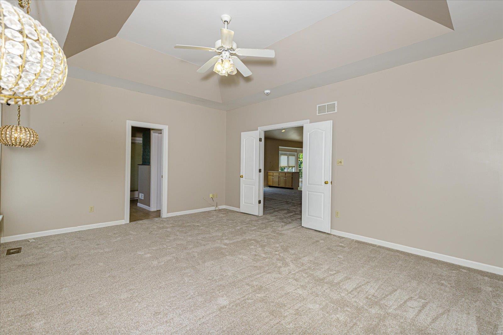 265 Ashdown Forest, Unit 14 Weldon Spring, MO 63304 - Photo 23 of 69 Gallery Image 23