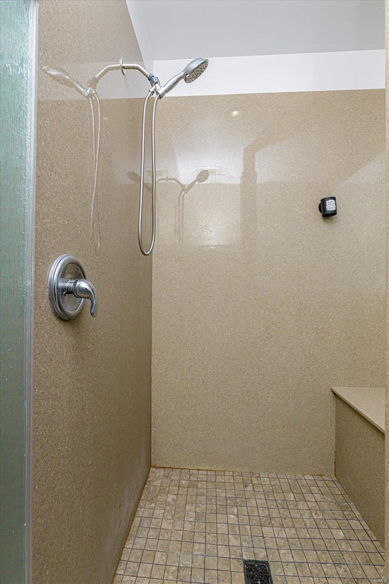 265 Ashdown Forest, Unit 14 Weldon Spring, MO 63304 - Photo 33 of 69 Gallery Image 33